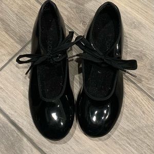 Capezio Women's Jr. Tyette Tap Shoe Size 6M